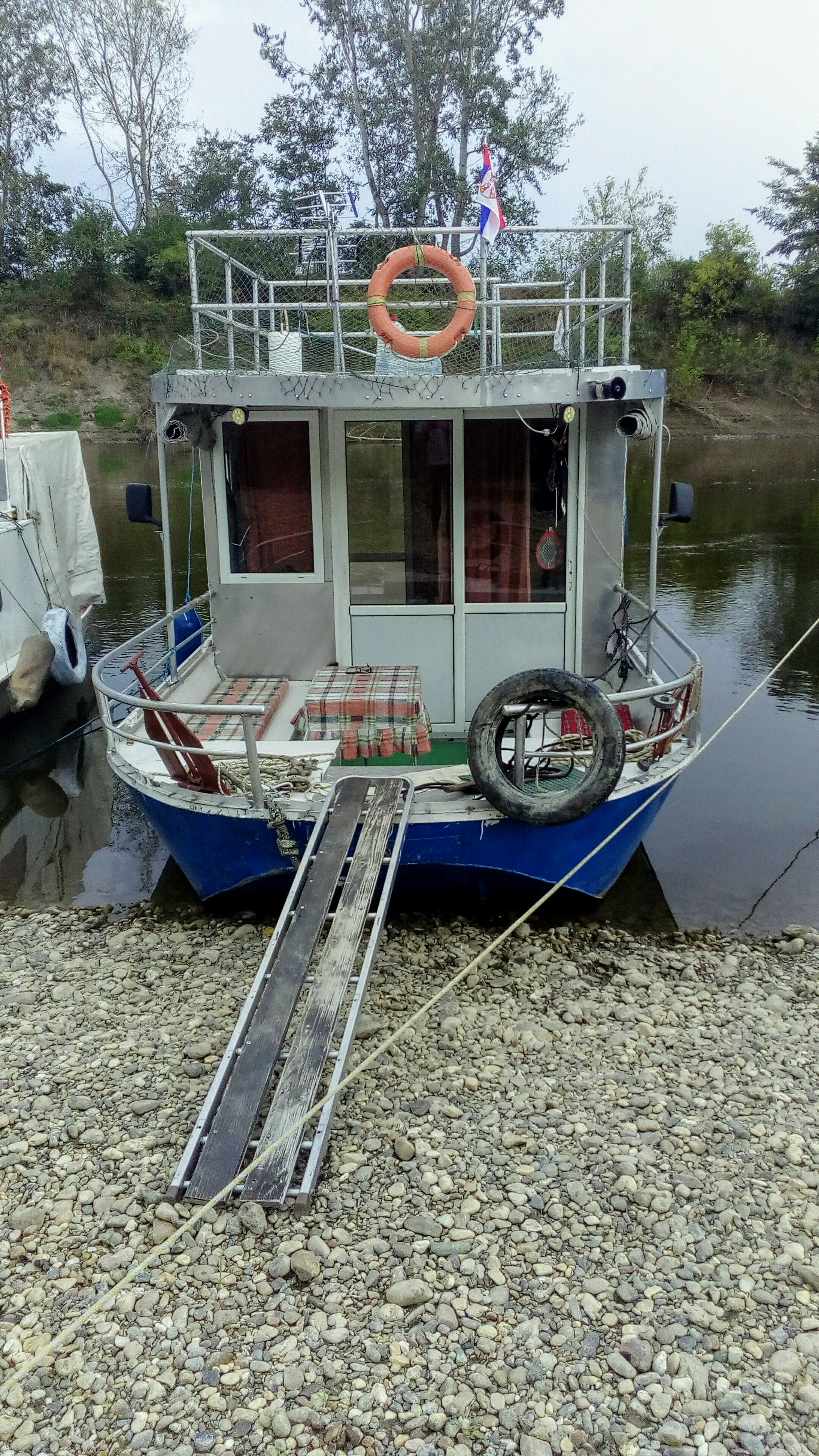 Regata „Reka“ uplovila u Veliku Moravu kod Ljubičeva FOTO